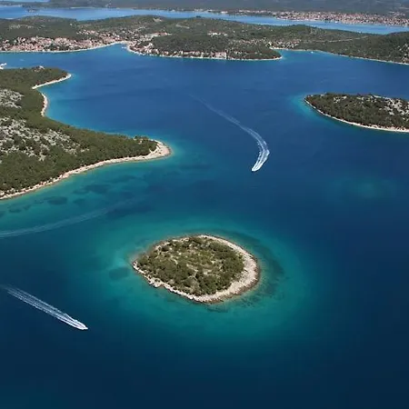 Sonja Croatia アパート ムルテル