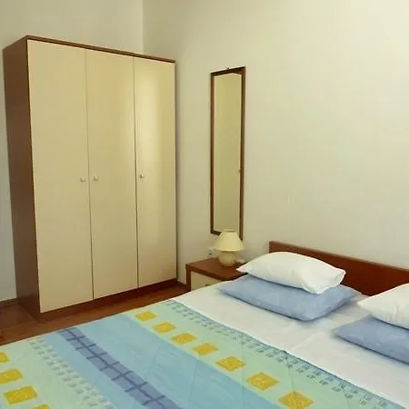 Sonja Croatia * מורטר